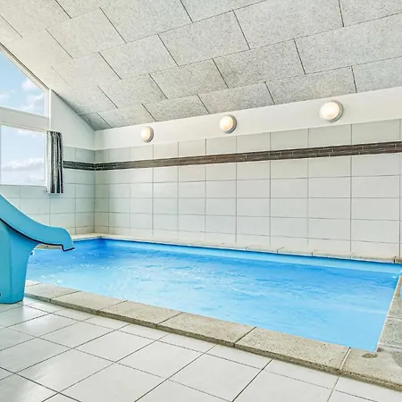 Prázdninový dům Cozy In With Sauna Bogense