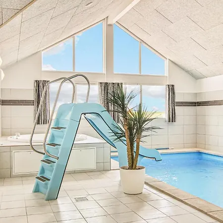 Cozy In With Sauna Bogense